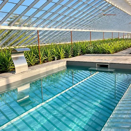 Nature Retreat By Herdade Do Ananás Hotel 4*